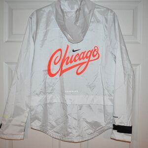 NIKE Chicago Marathon White  Repellant UV Windrunner Jacket Woman Size XS